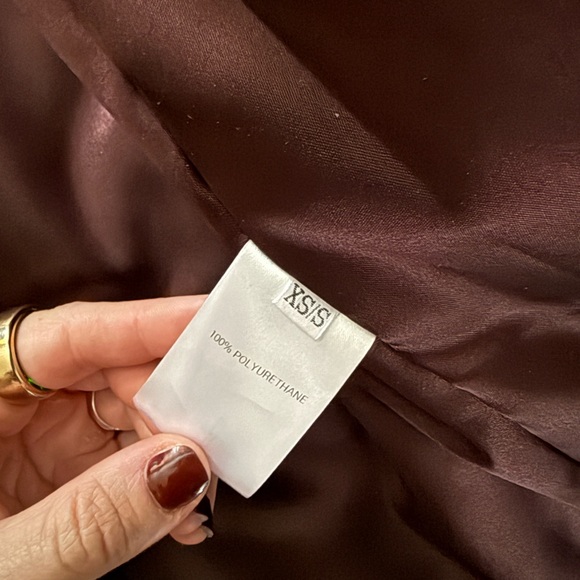 The Frankie Shop ASTRA FAUX LEATHER BOMBER JACKET - BURGUNDY - Picture 9 of 10